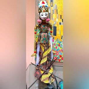 Vintage wooden rod puppet doll from Indonesia 24.5 Tall
